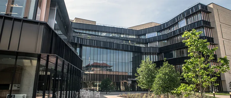 mccombs mba 